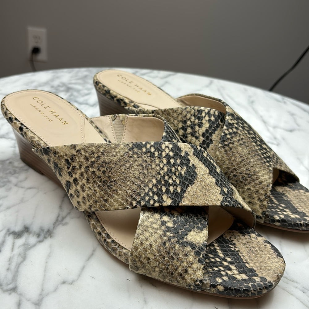 COLE HAAN women's sandals SIZE 9.5 snakeskin wedge heel